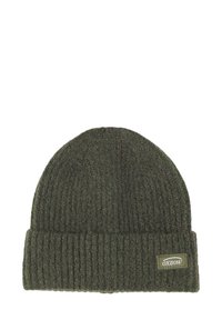 Bonnet vert foncé avec une texture côtelée et un revers plié. Comprend une petite étiquette de la marque Oxbow sur le côté. Fabriqué en matière tricotée.