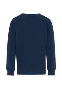 Chemise à manches longues bleu marine en coton, avec un col rond et des poignets côtelés. Texture simple et lisse sans motifs.