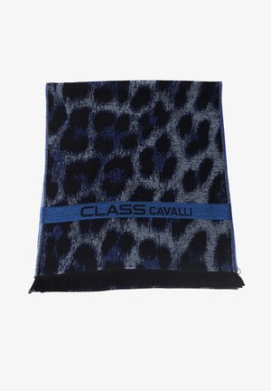 Blauw-zwart leoprint sjaal met een tekstband "CLASS CAVALLI" en zwarte franjes op een witte achtergrond.