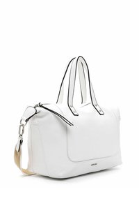 Hvid læderhåndtaske med sort kant, to håndtag og en aftagelig beige skulderrem på hvid baggrund.