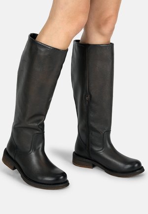 Boots - black