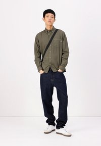 Thumbnail Image 2