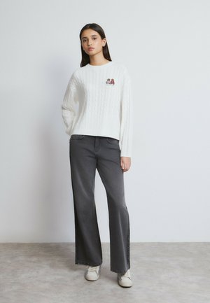 TRENZAS PERRITOS - Pullover - crudo