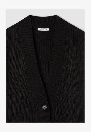 Czarny dziergany kardigan z dekoltem w kształcie litery V, z zapięciem na guziki i prążkowaną teksturą. Metka z logiem marki Terranova i rozmiarem S.