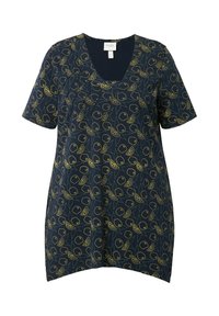 Top de manga corta en navy con un patrón de frutas en amarillo y verde. Diseño de cuello en V y corte relajado. Tejido suave y dobladillo curvado.