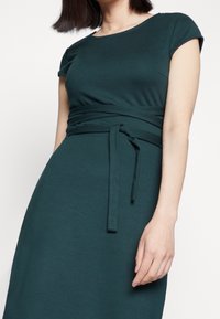 Anna Field Sukienka etui