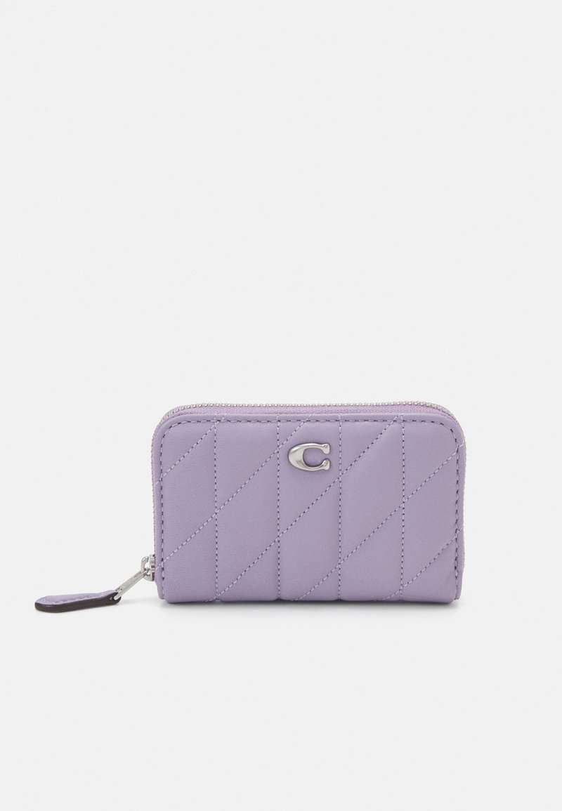 COACH ESSENTIAL SMALL ZIP AROUND CARD CASE WITH PILLOW QUILTING - Lommebok - purple