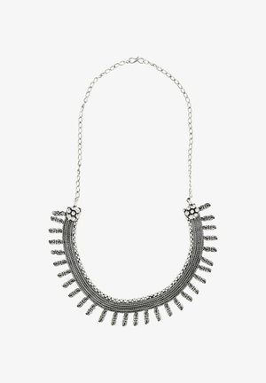 IZIA Halskæder - silberfarben