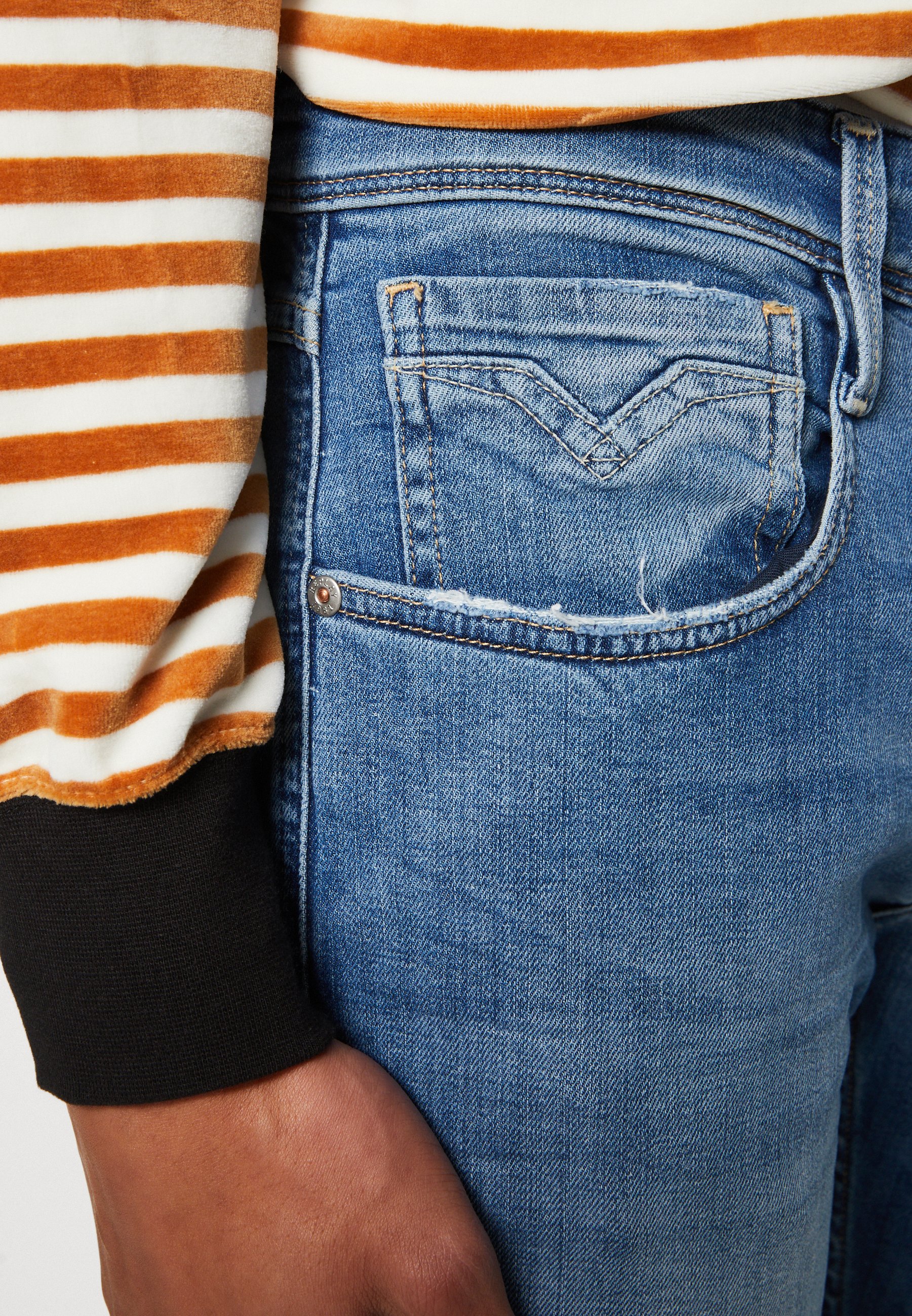 Replay ANBASS - Slim fit jeans - light blue denim/lichtblauw - Zalando.nl