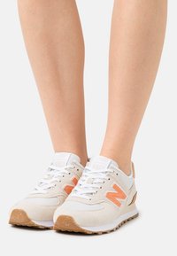 New Balance WL574 - Sapatilhas - calm taupe