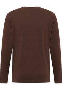 Braunes Langarmshirt mit Rundhalsausschnitt, glatter Textur und einfachem, geradem Schnitt ohne Verzierungen.