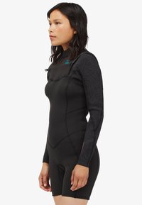 Billabong SYNERGY SPRING ÄRMELN UND REISSVERSCHLUSS AUF DER BRUST
 - Maillot de bain - black