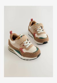 Nepasirinkta, brown green colourblock