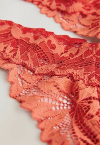 2 PACK - String - rust