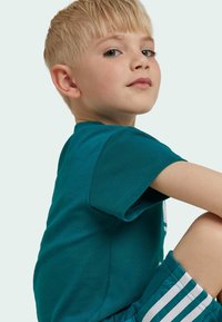 adidas Originals TREFOIL - T-shirt med print - legacy teal