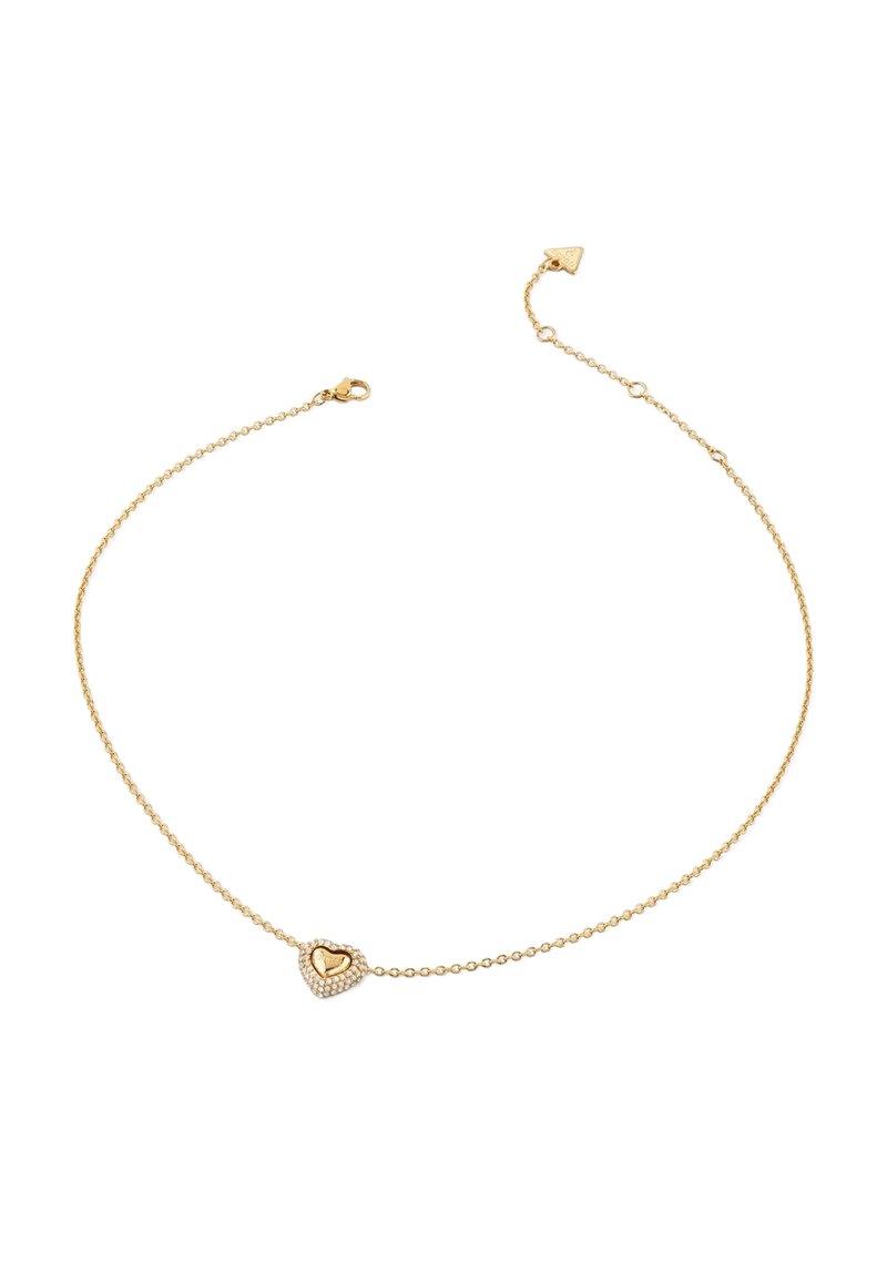 Gouden kettingarmband met een hartvormige hanger met een gestructureerd oppervlak en kleine, ingelegde stenen voor extra detail.