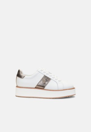 AMELIA NAPPA LEATHER PLATFORM SNEAKER - Sporta apavi - snow white/twilight