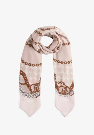 Écharpe rose clair en tissu doux, présentant un motif de chaîne dans des tons de marron, avec des accents blancs et des détails de logo près du bas.