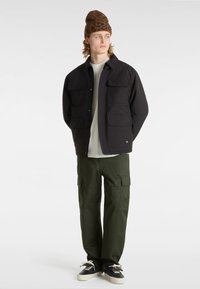Vans SERVICE LOOSE - Cargohose - dark green