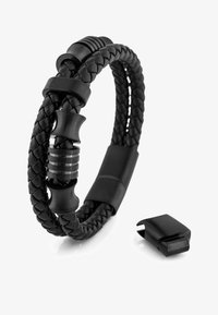 Selectat, black black