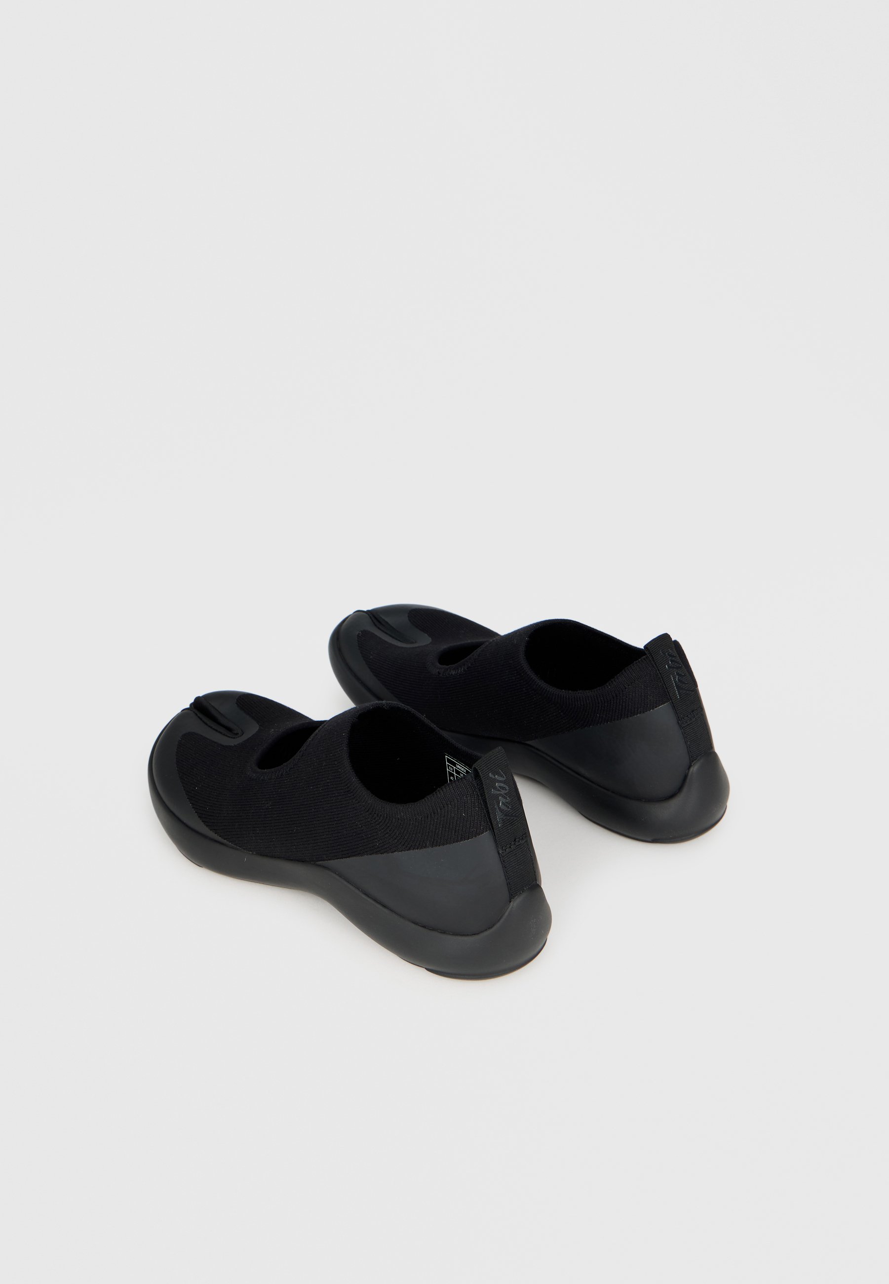 Tabi Footwear UNISEX - Trainers - black - Zalando.co.uk
