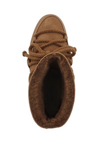 Botín de ante marrón hasta el tobillo con cordones trenzados. Interior forrado de suave piel sintética marrón. Punta redondeada y suela acolchada para mayor comodidad.