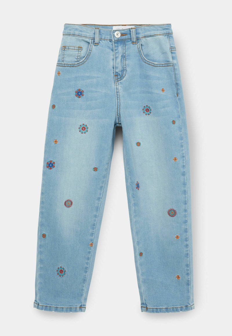 Jean en denim bleu clair avec des motifs floraux brodés de différentes couleurs. Design à jambes droites avec poches avant et passants de ceinture.