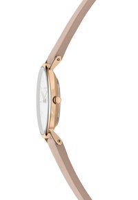Roségoldene Uhr mit rundem weißem Zifferblatt, schmalem beigem Lederarmband und minimalistischer Gestaltung. Verfügt über Metallbeschläge und eine auffällige Krone.
