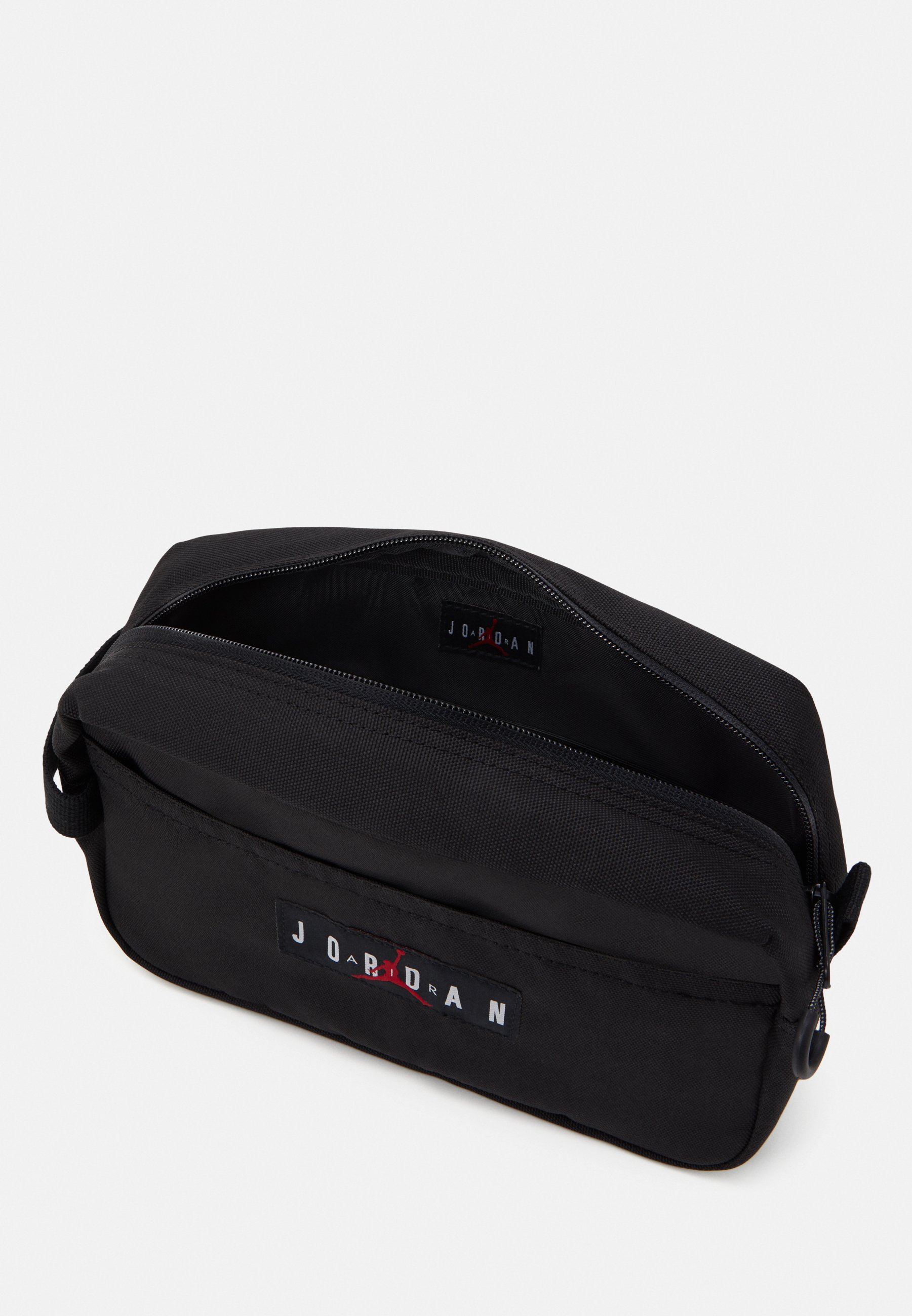 jordan dopp kit