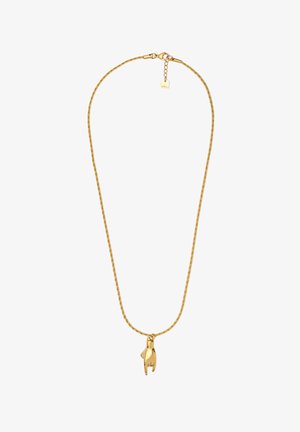 Collar de oro con una cadena trenzada texturizada y un colgante en forma de mano, que presenta un acabado brillante y una pequeña etiqueta de marca.