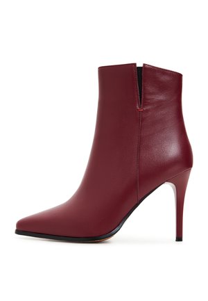 Botine cu toc - bordo