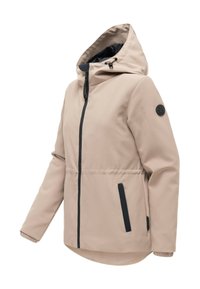 Svetlo béžová bunda s kapucňou, čiernym zipsom, bočnými vreckami lemovanými čiernou farbou, elastickými manžetami a okrúhlou čiernou nášivkou s logom na ľavom rukáve.