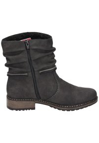 Bottes chelsea en daim gris à design lâche, avec une fermeture éclair sur le côté et un talon en bois brun. Présente des coutures décoratives le long de la semelle et de la cheville.