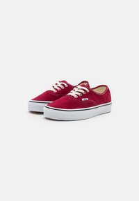 Vans AUTHENTIC UNISEX - Sneaker low - rumba red