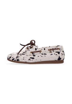 ELIZA HAIRON - Boat shoes - dalmatier white
