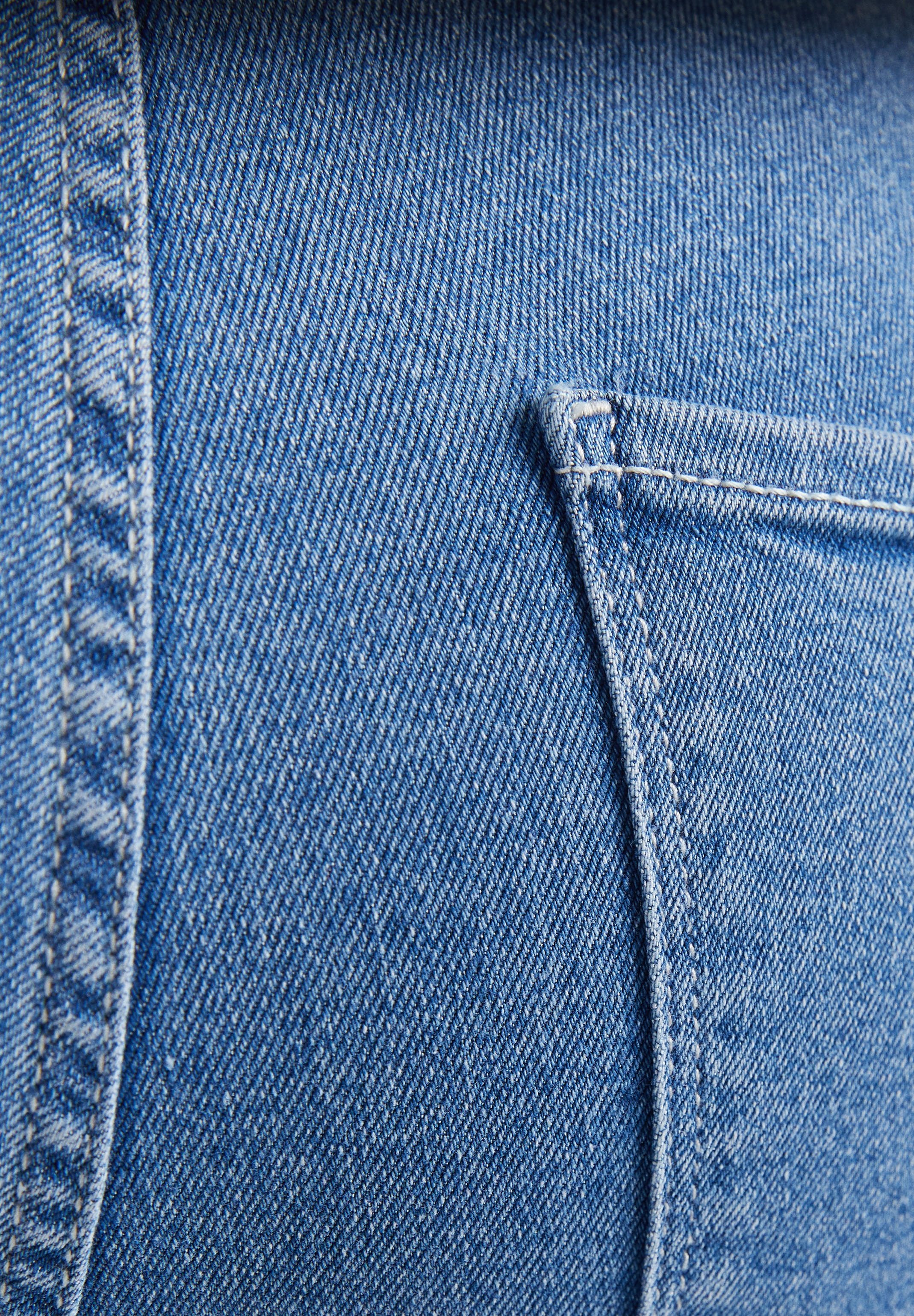 Bershka SUPER HIGH WAIST - Jeans slim fit - blue denim/blu denim - Zalando
