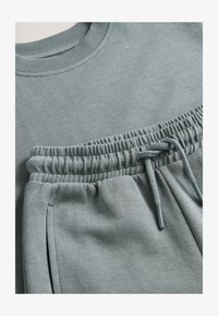 Ikke valgt, charcoal grey