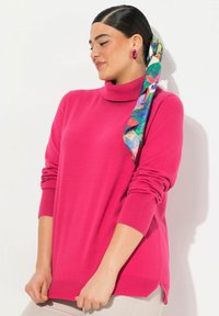 Ulla Popken ROLLKRAGEN BÜNDCHEN - Pullover - red pink