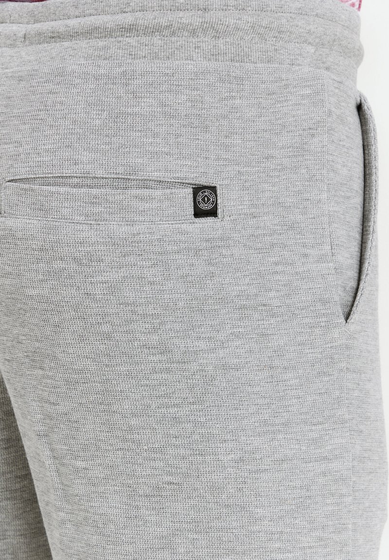 Herren Chino Shorts | Solid SDROBSON Shorts light grey/hellgrau - PP45877 Herren Chino Shorts | Solid SDROBSON Shorts light grey/hellgrau - PP45877