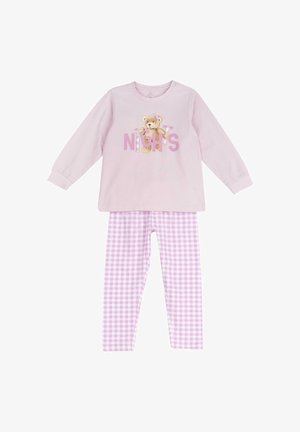 Top rosa a maniche lunghe con grafica di orso e scritta "NIGHTS", abbinato a leggings a quadretti rosa e bianchi. Materiale in cotone morbido.