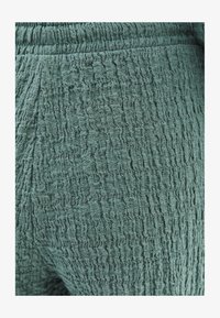 Non sélectionné, green