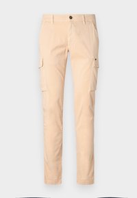 Beige cargobroek gemaakt van een katoenmengsel. Voorzien van meerdere zijzakken, een knoopsluiting en een taps toelopend broekspijpontwerp.