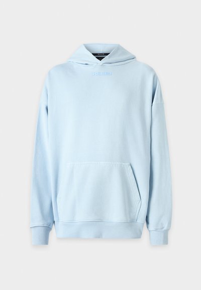 Felpa leggera blu con cappuccio, caratterizzata da una tasca frontale, polsini a costine e un logo ricamato sul petto. Realizzata in morbido tessuto misto cotone.
