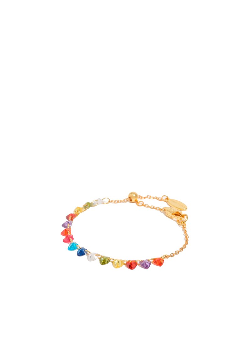 Pulsera en tono dorado que presenta cristales triangulares coloridos en un patrón degradado, con una cadena delicada y un cierre ajustable para un ajuste seguro.