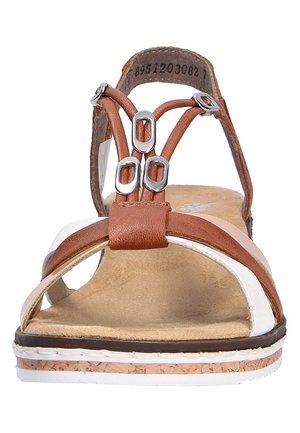 Sandalo in pelle marrone con dettagli bianchi, design open toe e hardware metallico decorativo. Plantare testurizzato e suola simile al sughero.