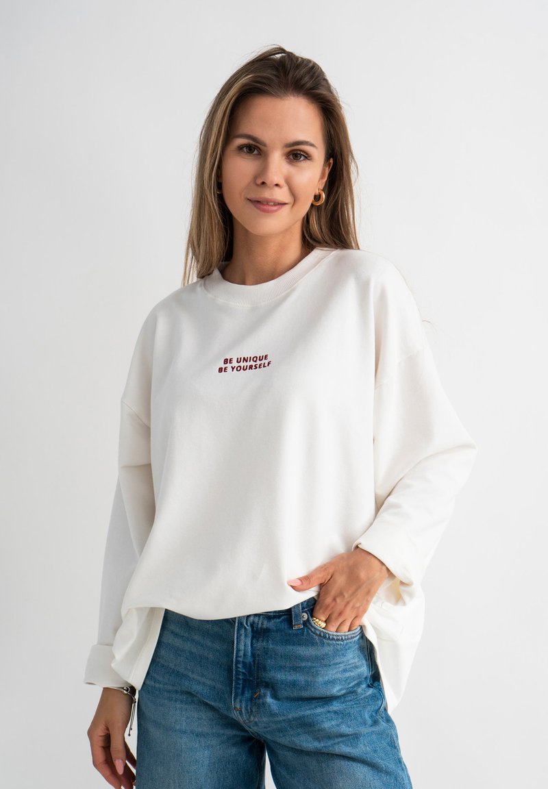 Minou Oversized Long Shirt White