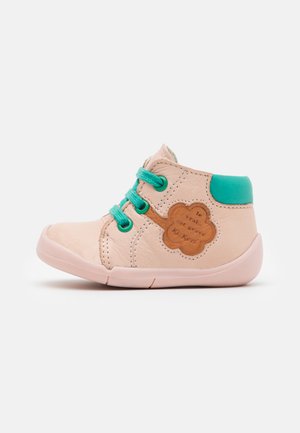WAOUK - Casual lace-ups - rose clair