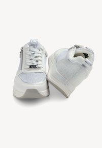 Tamaris Tenisky - white