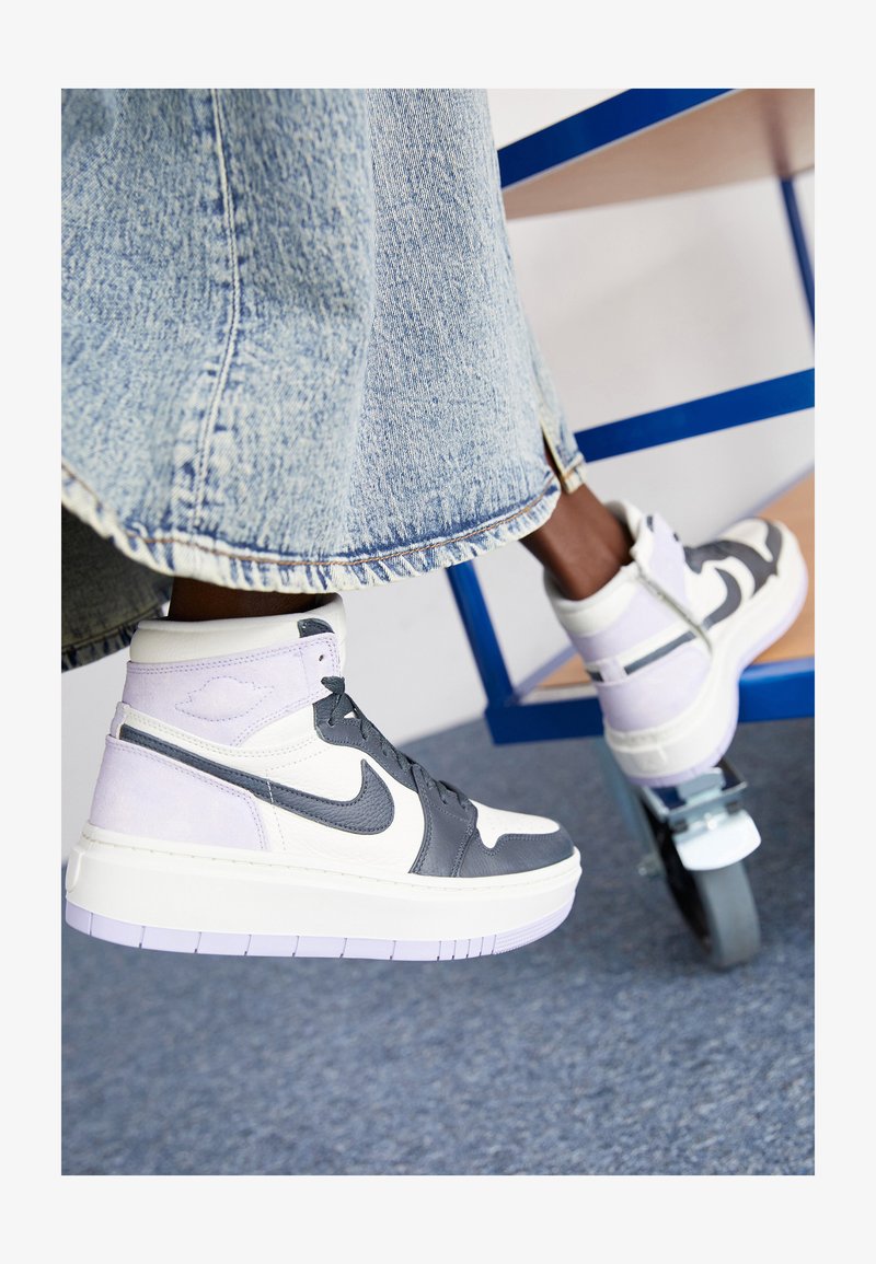 Zapatillas nike titanium Clearance