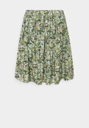 Falda midi floreada con cinturilla elástica, confeccionada en tela ligera. Presenta un fondo verde con patrones florales en rosa y blanco.